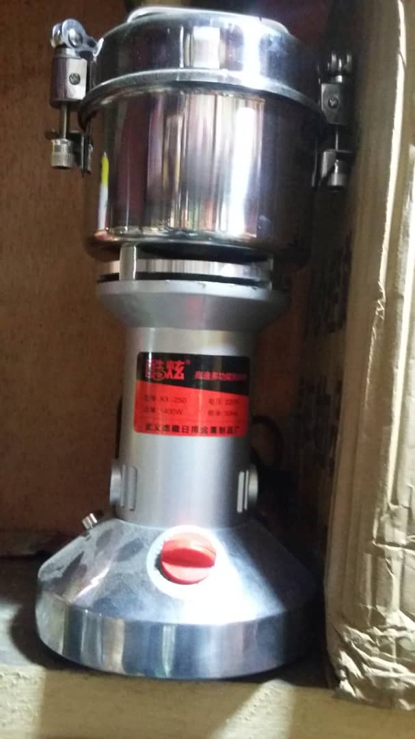 Broyeur à grains et épices haute vitesse